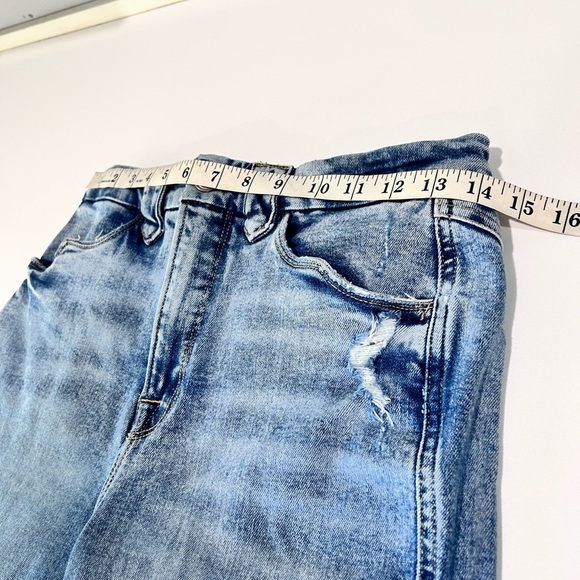 Good American Light Blue bootcut Leg Jeans - Picture 10 of 16